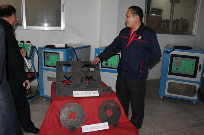 汕頭市知識產權局相關領導蒞臨我司參觀指導工作